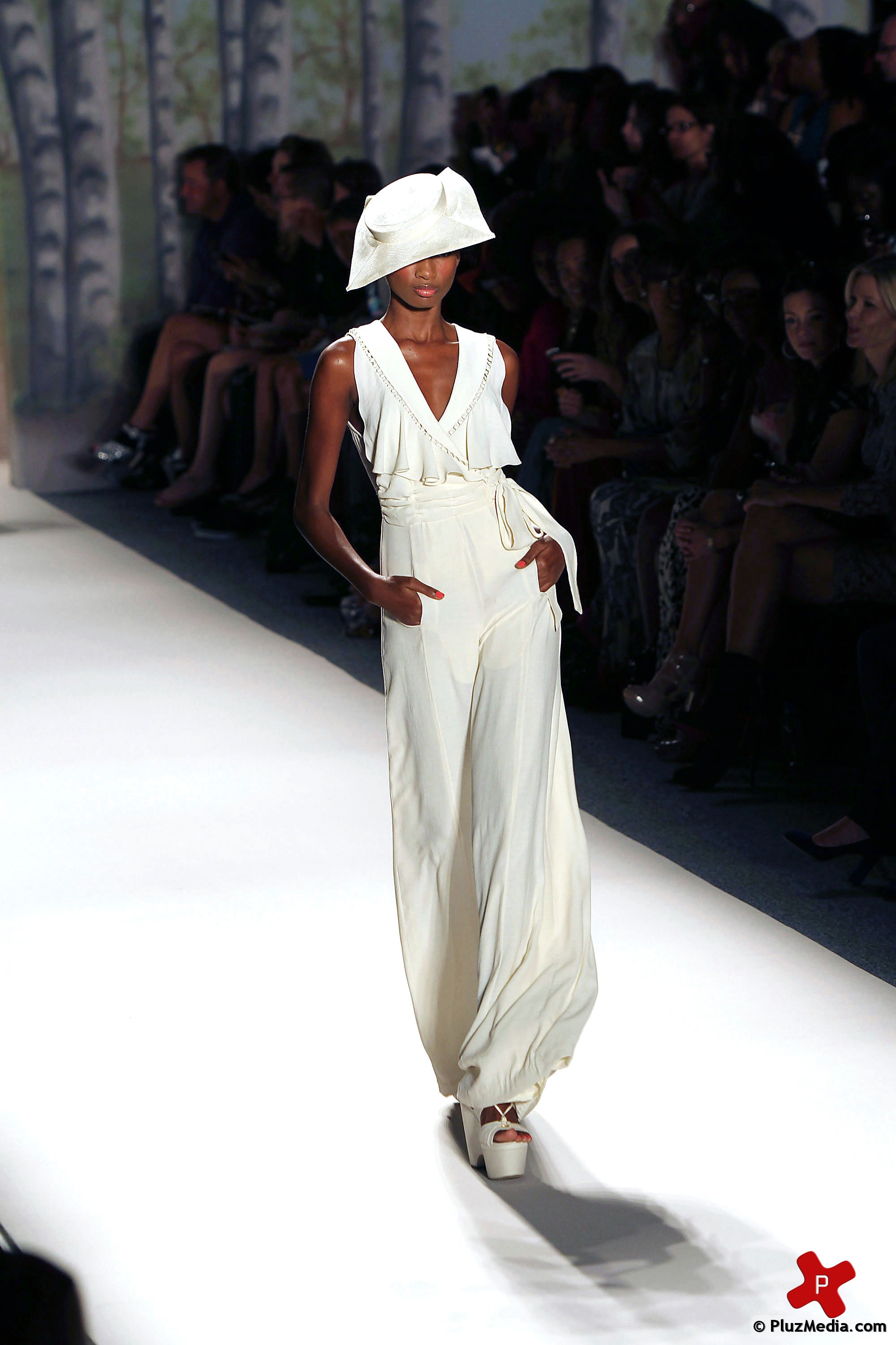 Mercedes Benz New York Fashion Week Spring 2012 - Tracy Reese | Picture 74569